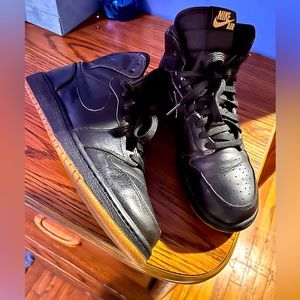 BOYS Mid all black Jordan 1’s